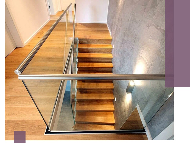 Перила для лестницы в доме — изготовление и монтаж в Нижнем Новгороде