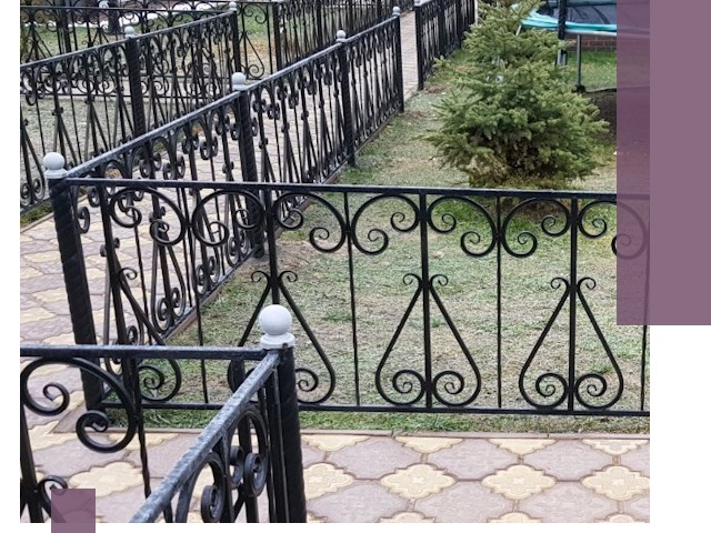 Кованые газонные ограждения под ключ в Нижнем Новгороде